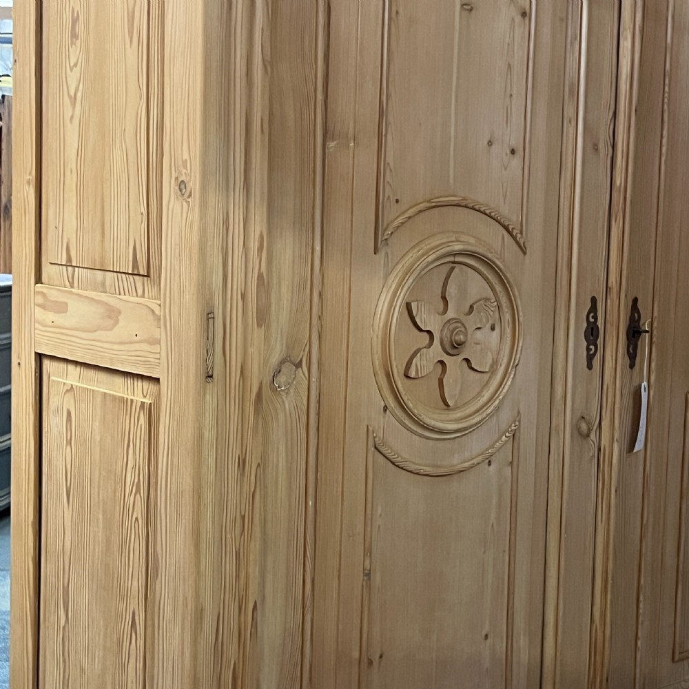 Very Large Antique Pine Wardrobe With Bottom Drawers (Dismantles) View IV