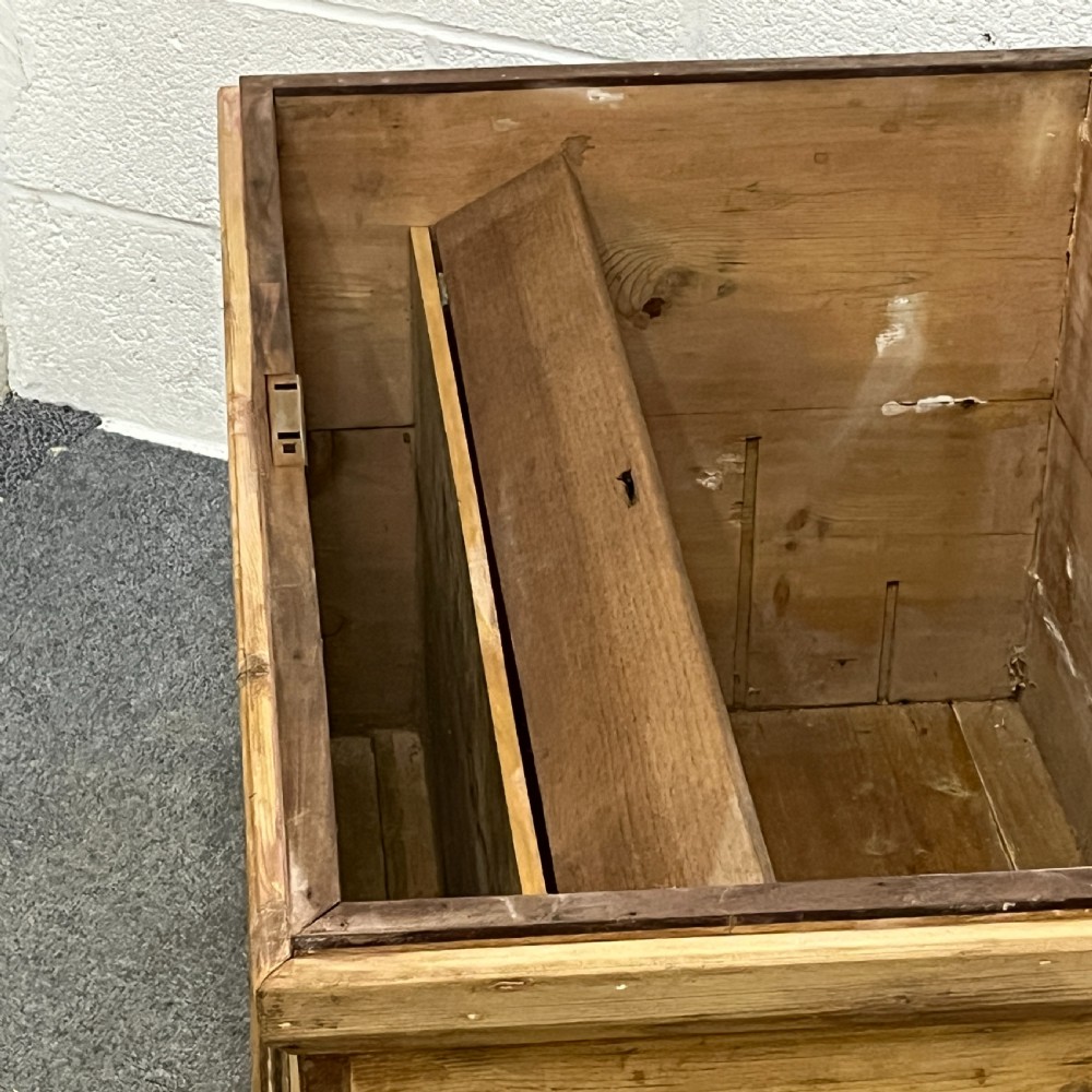 Very Deep Old Pine Carpenters Box View IX