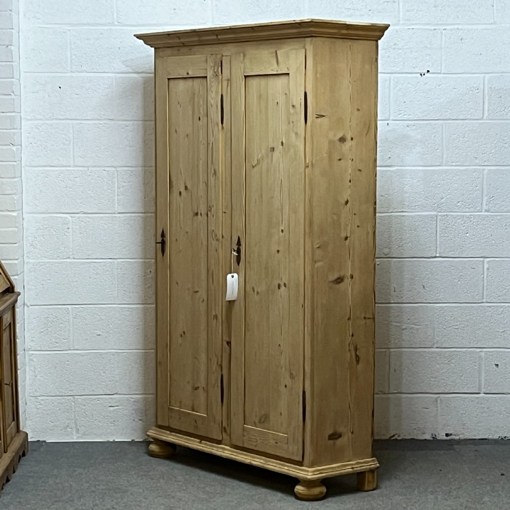 Large Antique Pine Cupboard with Two Doors and Shelves View II