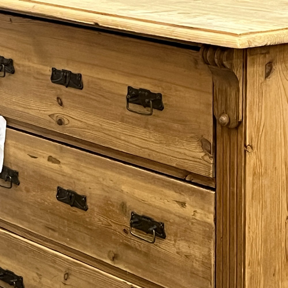Small Old Pine Chest Of 3 Drawers  View V