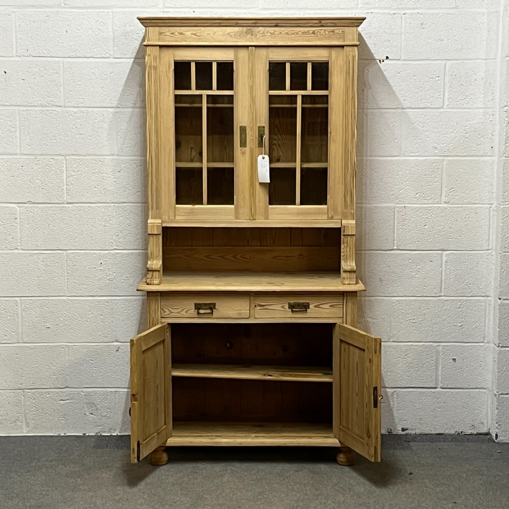 East German 1920’s Pine Dresser View VI