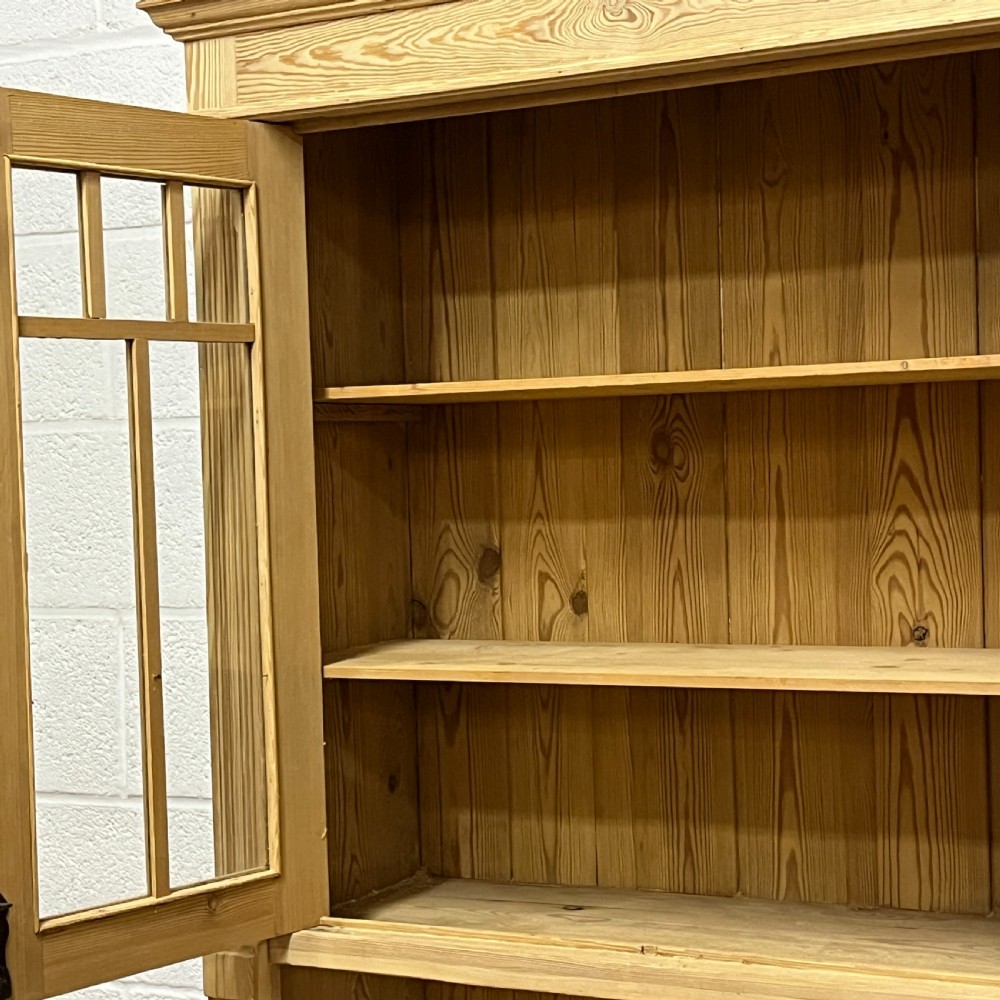 East German 1920’s Pine Dresser View IX