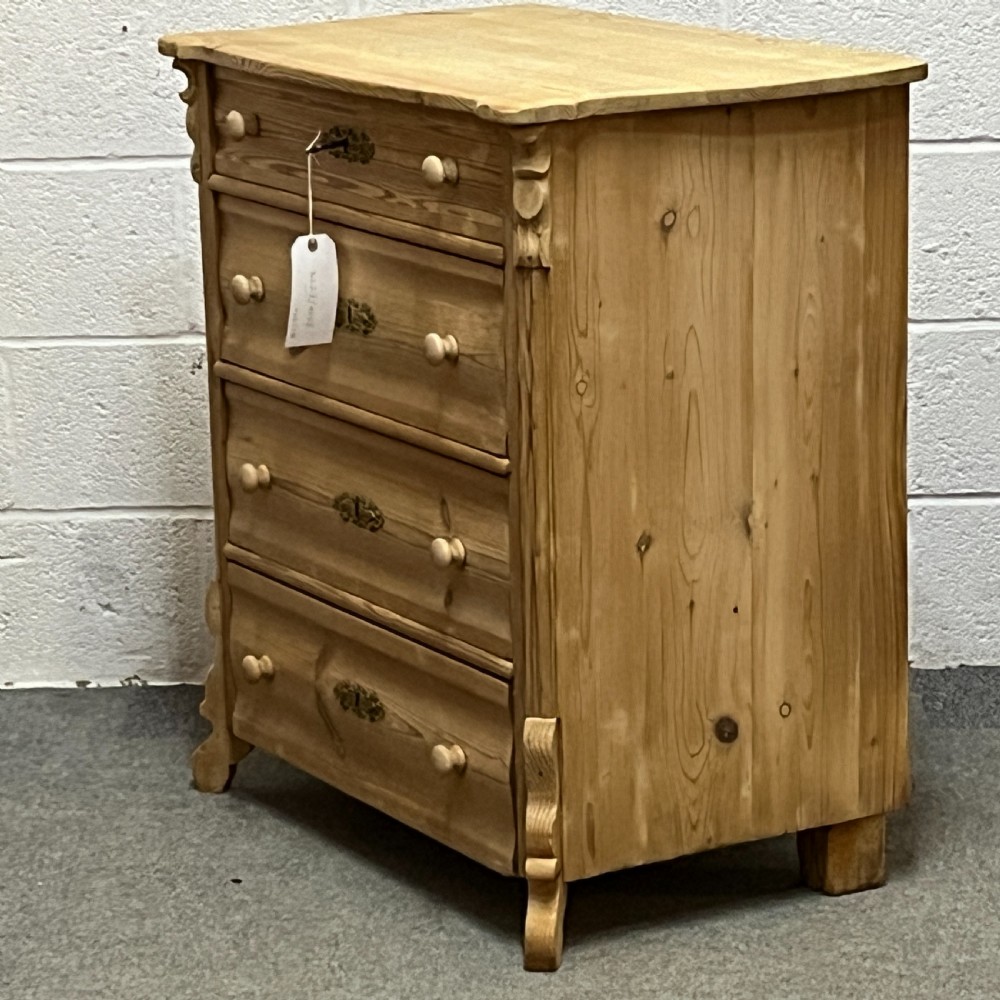 Small Antique Pine Chest of 4 Drawers View II