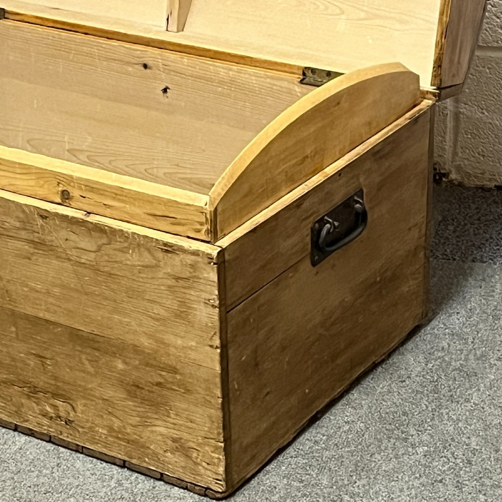 Old English Dome Top Chest View VII