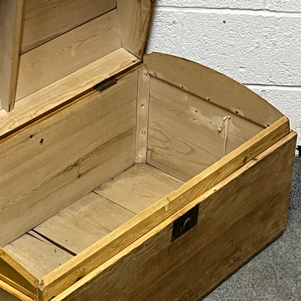 Old English Dome Top Chest View VIII