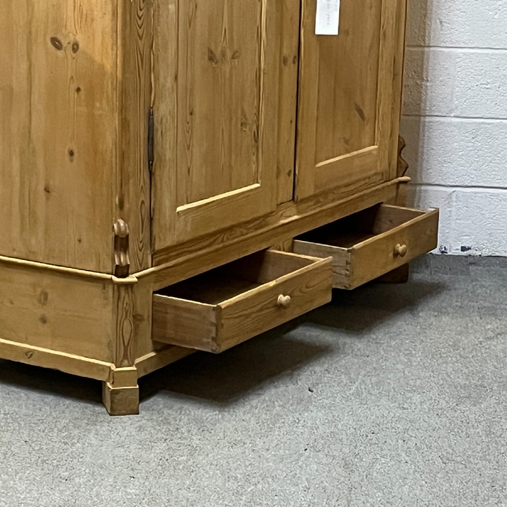 Large Decorative Antique Pine Double Wardrobe (Dismantles) View VI