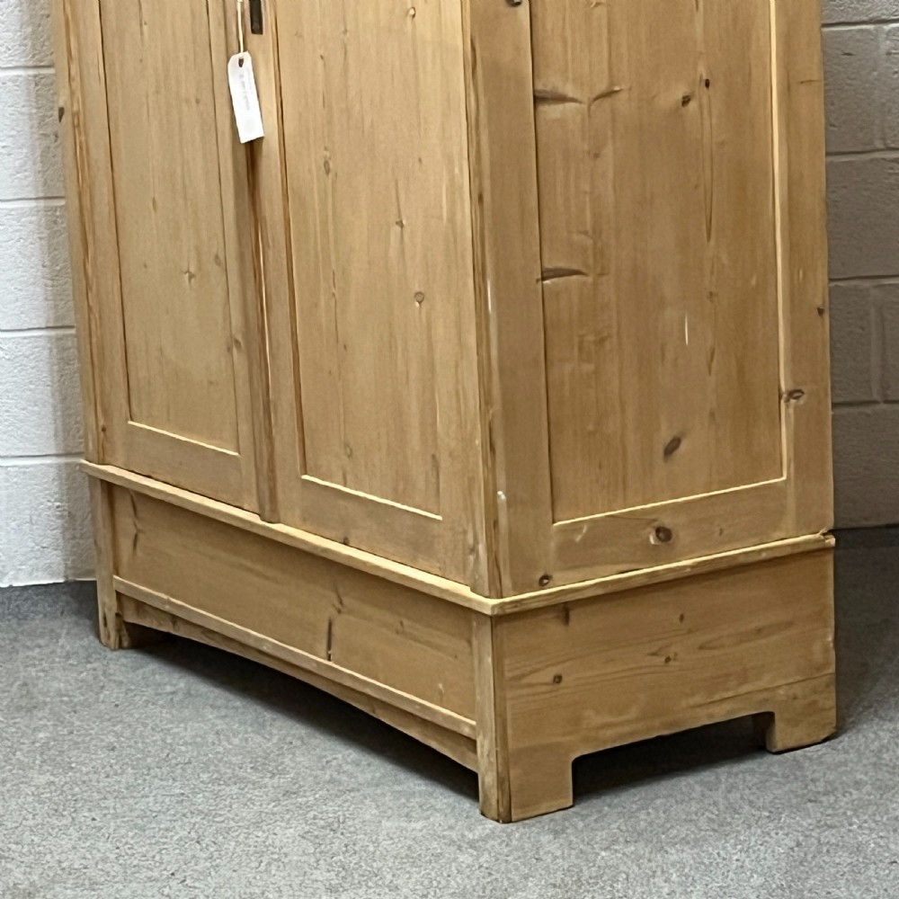 Small Double 1930’s Continental Pine Wardrobe (Dismantles) View V
