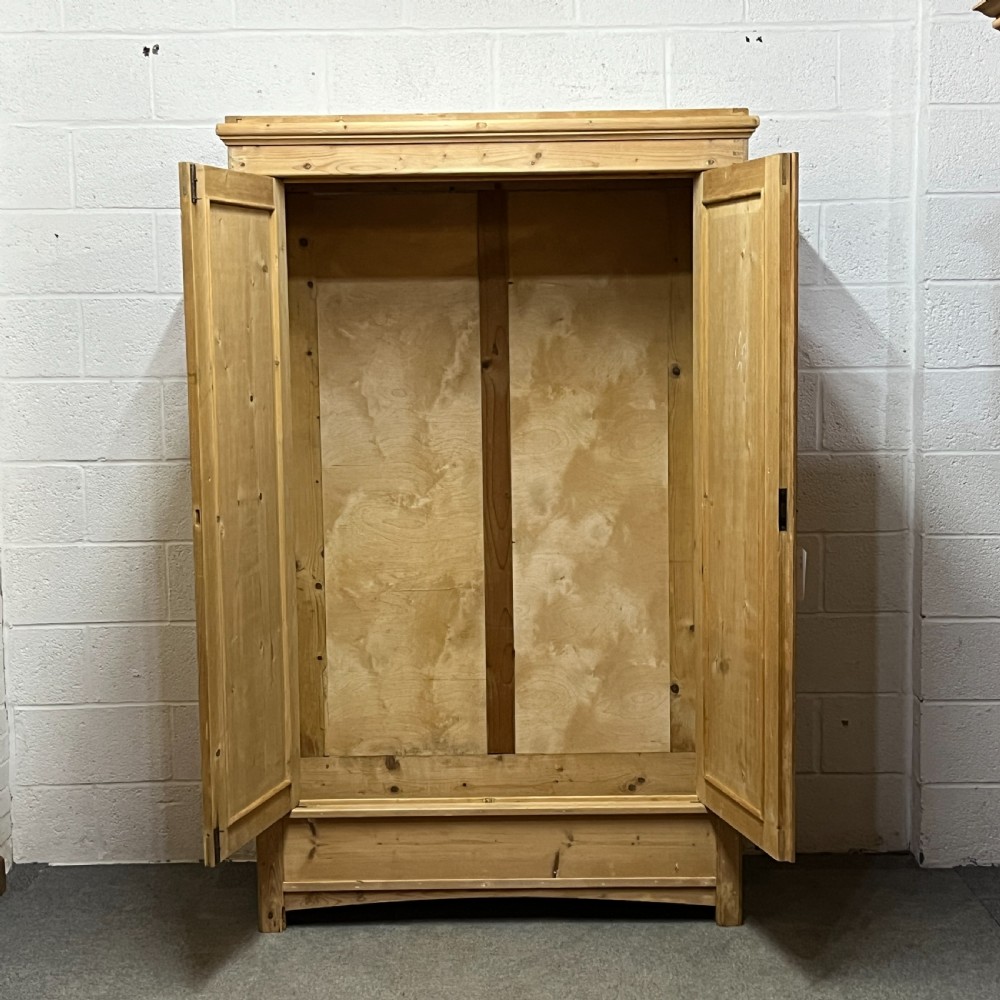 Small Double 1930’s Continental Pine Wardrobe (Dismantles) View VI