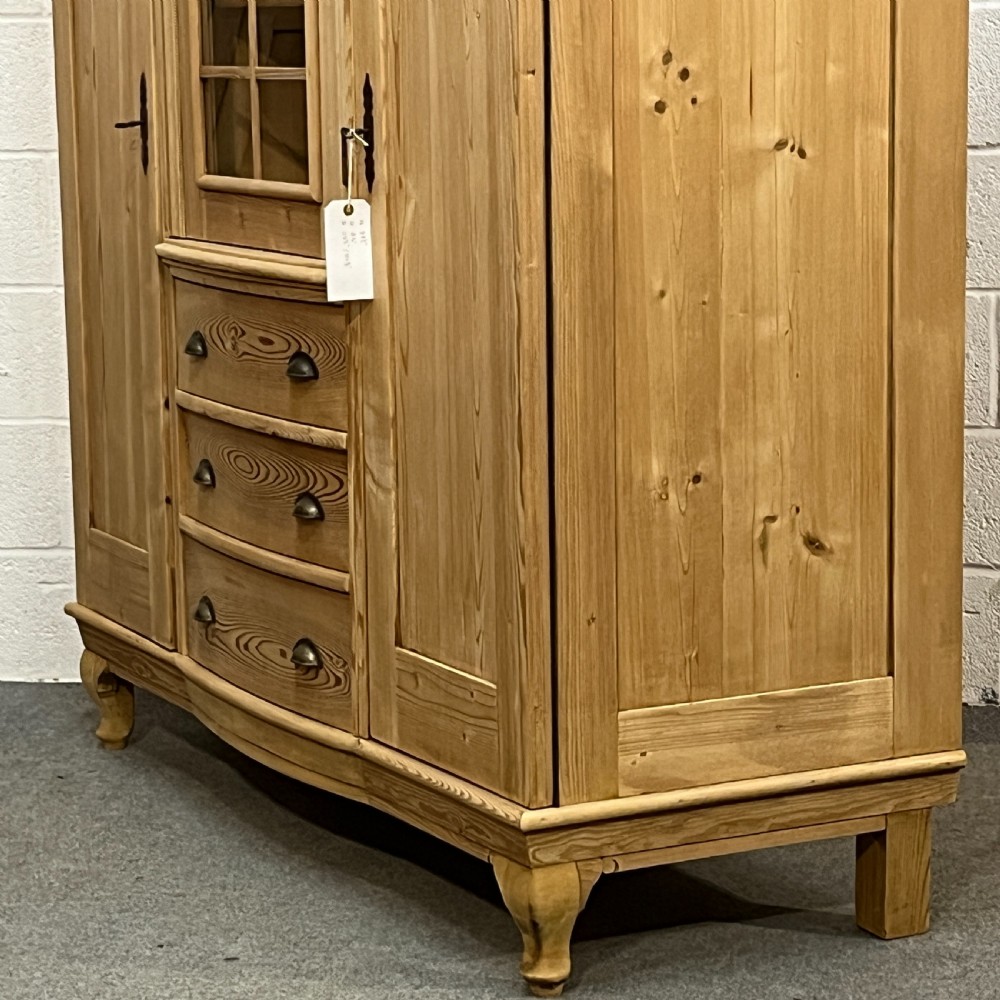 Large Antique Pine Bedroom Unit With Drawers  View VI