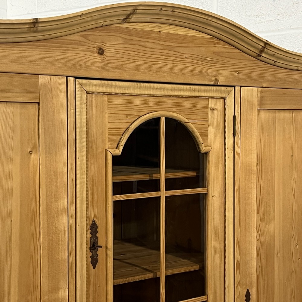 Large Antique Pine Bedroom Unit With Drawers  View XIII