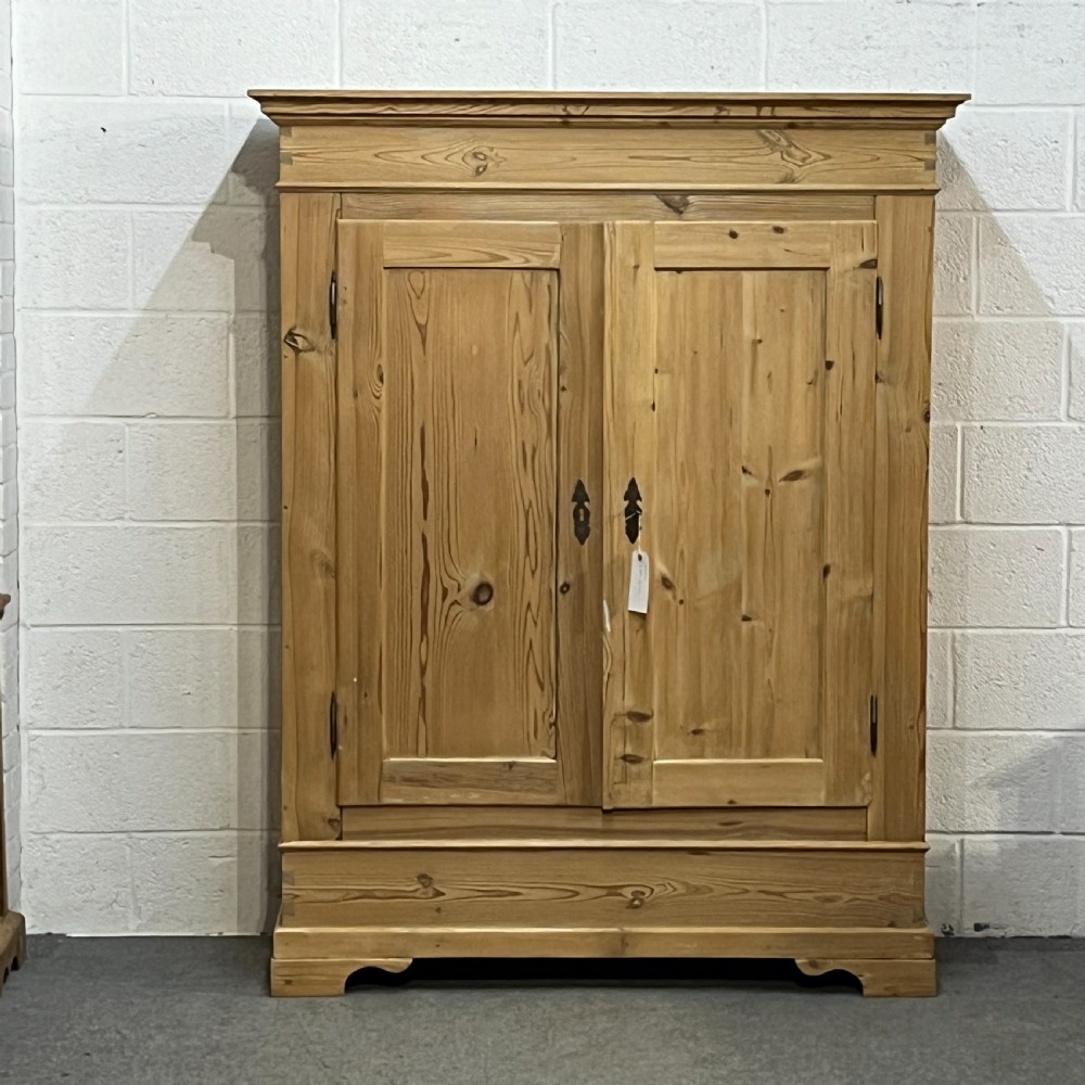 Small Double Antique Pine Wardrobe (Dismantles)