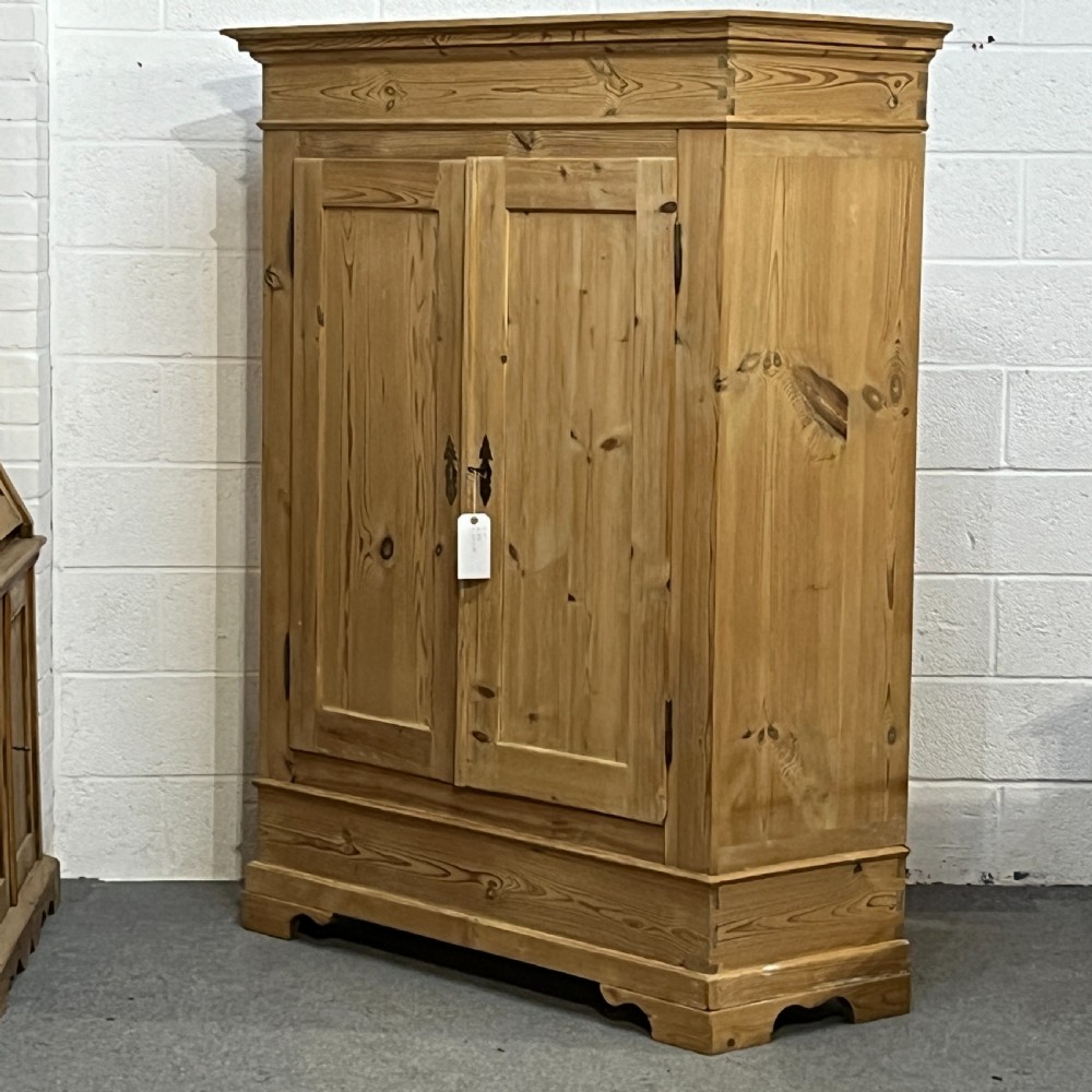 Small Double Antique Pine Wardrobe (Dismantles) View II