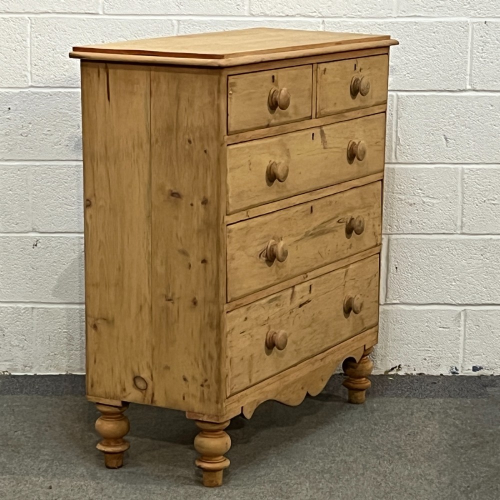 Large Victorian Pine Chest Of Drawers View III