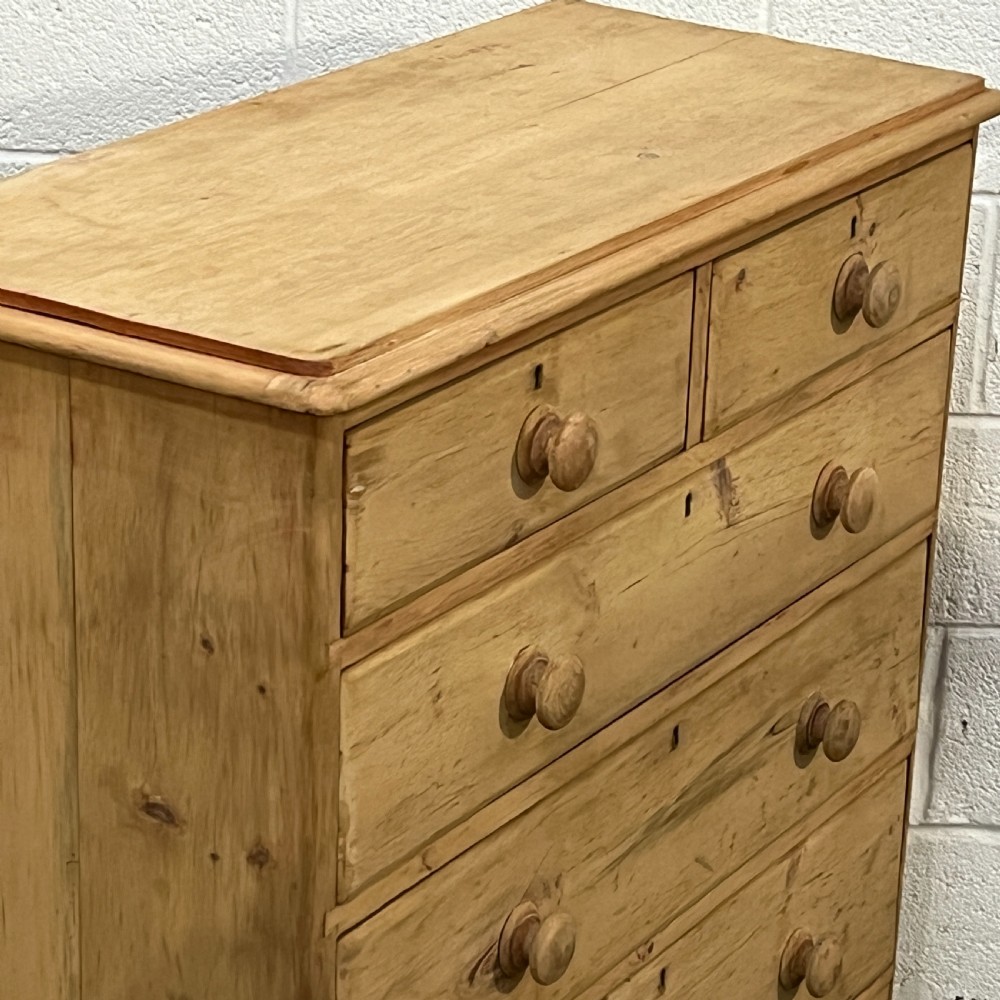 Large Victorian Pine Chest Of Drawers View IV