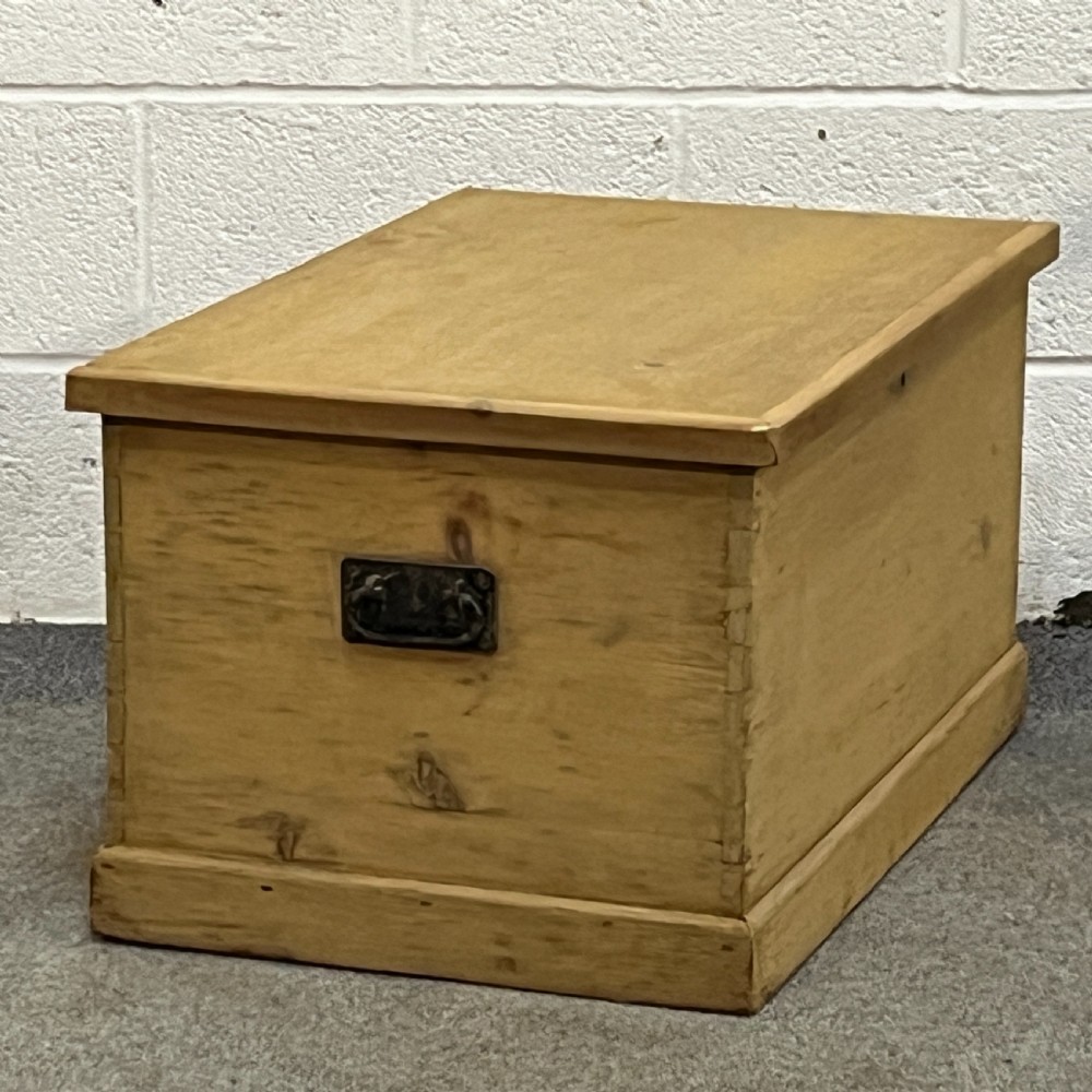 Victorian Pine Blanket Chest View IV