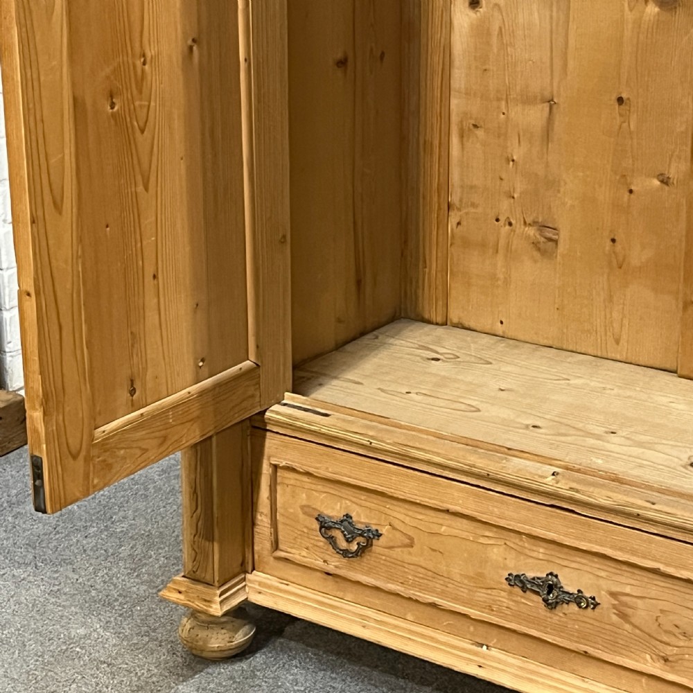 Small Column Antique Pine Double Wardrobe With Bottom Drawer View VIII