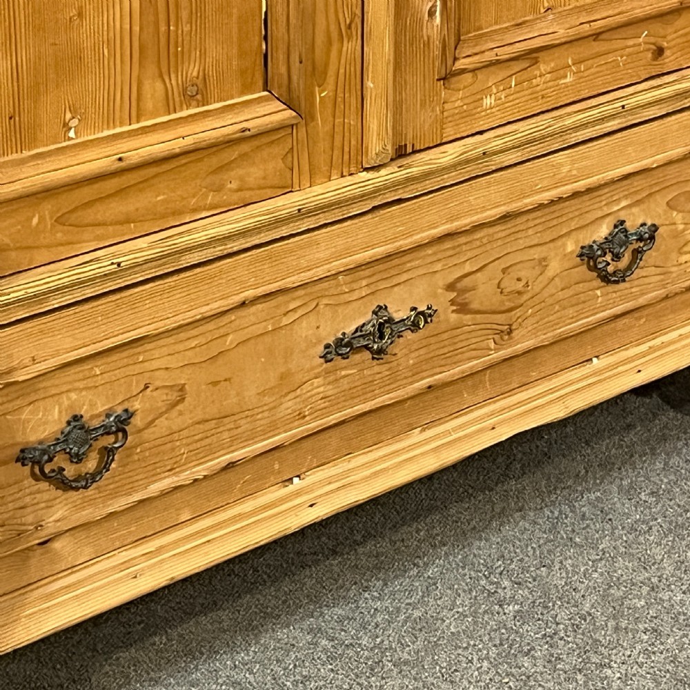 Small Column Antique Pine Double Wardrobe With Bottom Drawer View XII