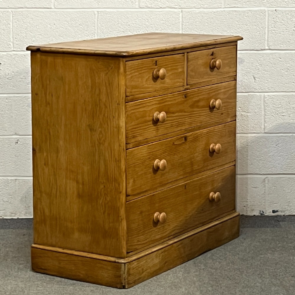 Large Waxed Victorian Pine Chest Of Drawers View III