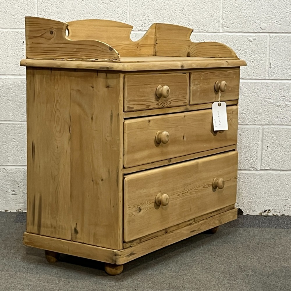 Late Victorian Pine Chest of Drawers View II