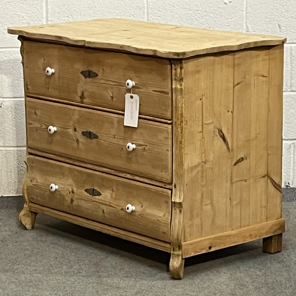 Antique Pine 3 Drawer Chest Of Drawers View II