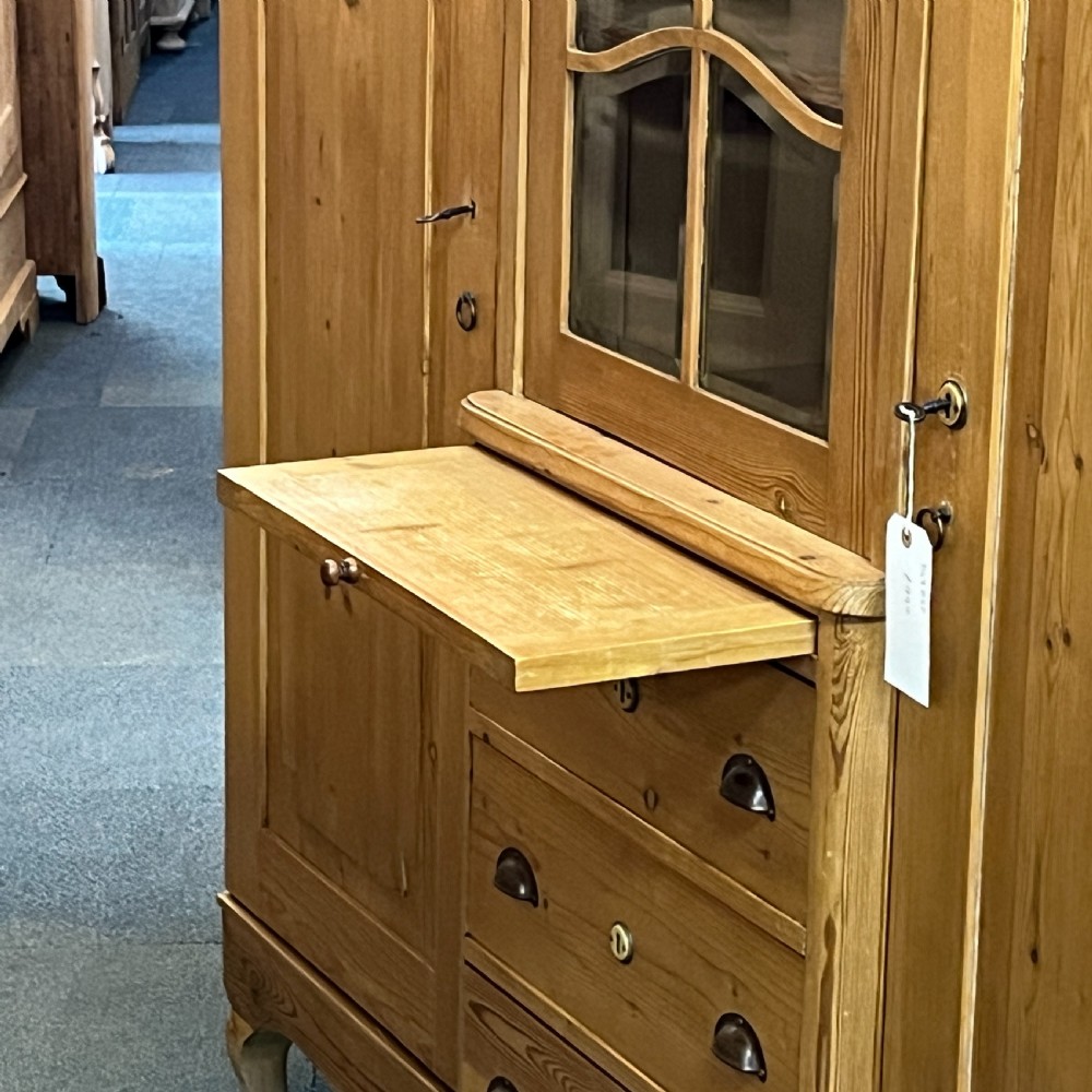 Large Antique Pine Bedroom Wardrobe Unit View V