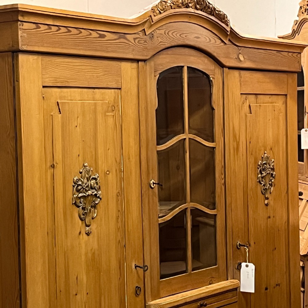 Large Antique Pine Bedroom Wardrobe Unit View XIII