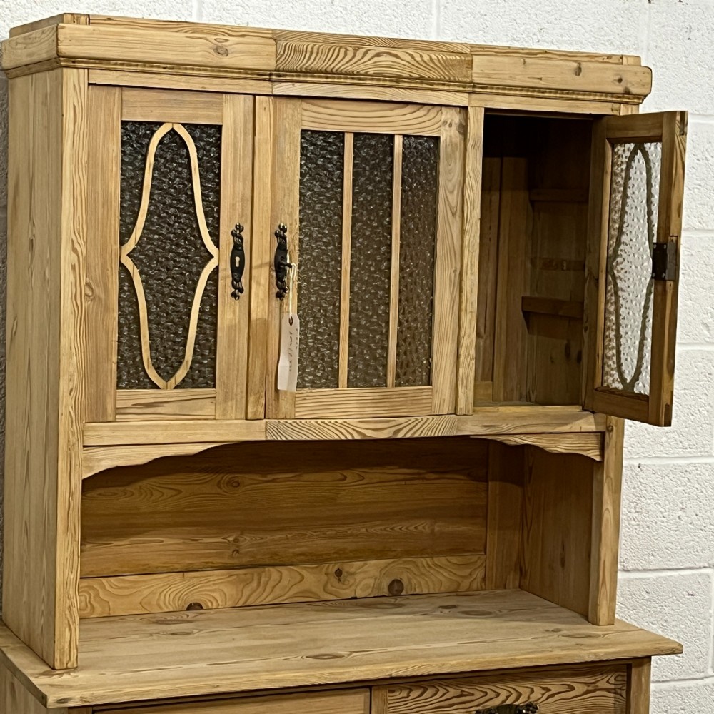 1930’s Glazed Pine Dresser View VI