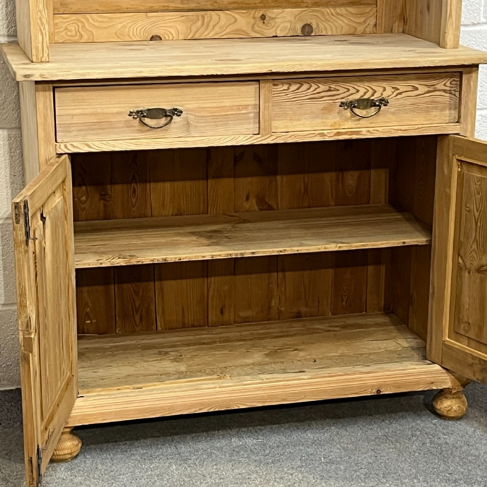 1930’s Glazed Pine Dresser View X