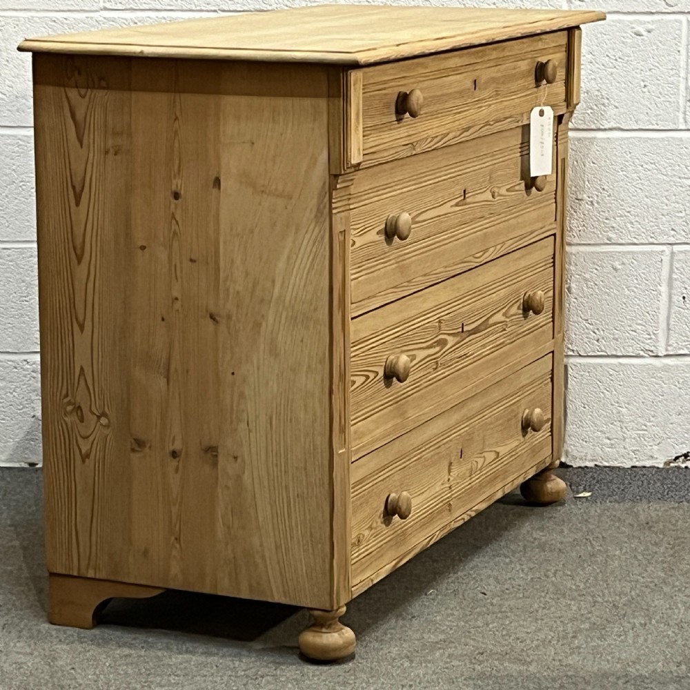4 Drawers Antique Pine Chest Of Drawers View III