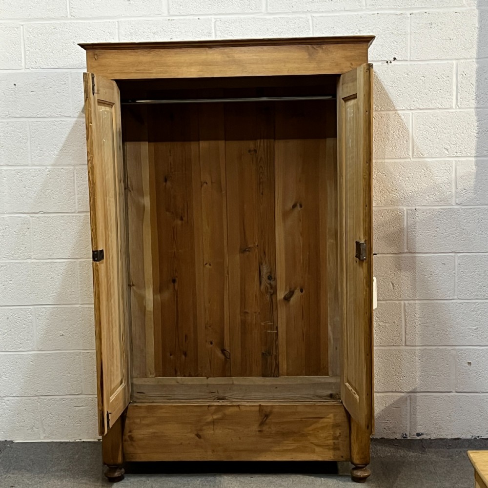 Small Double Antique Pine Wardrobe (Dismantles) View VII