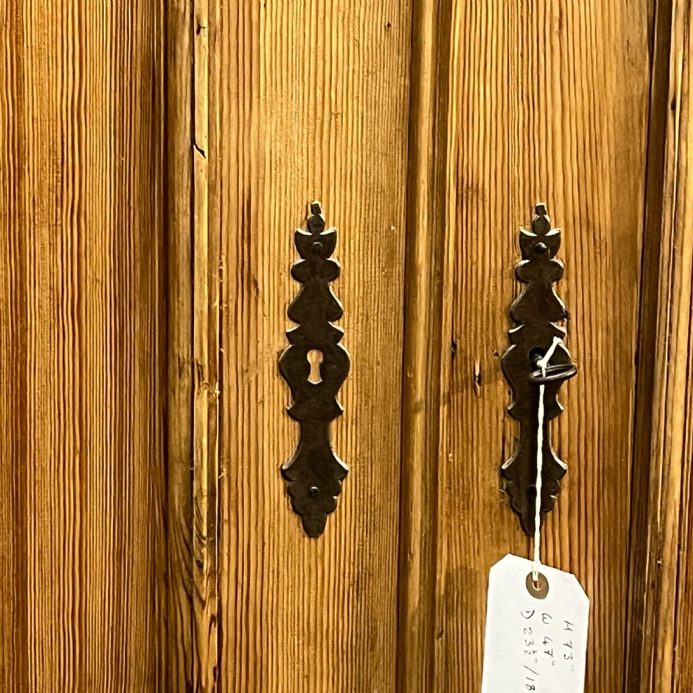 Small Double Antique Pine Wardrobe (Dismantles) View X