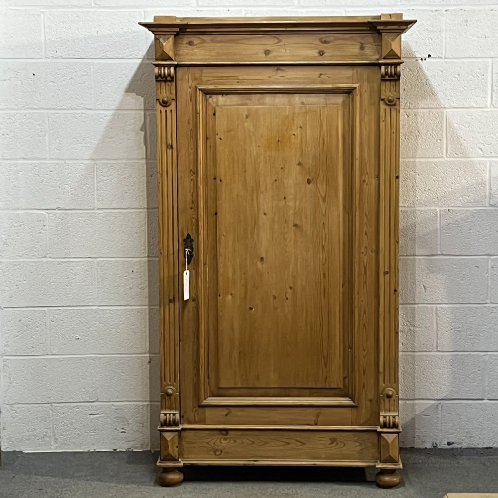 German Waxed Single 1920’s Pine Wardrobe (Dismantles)
