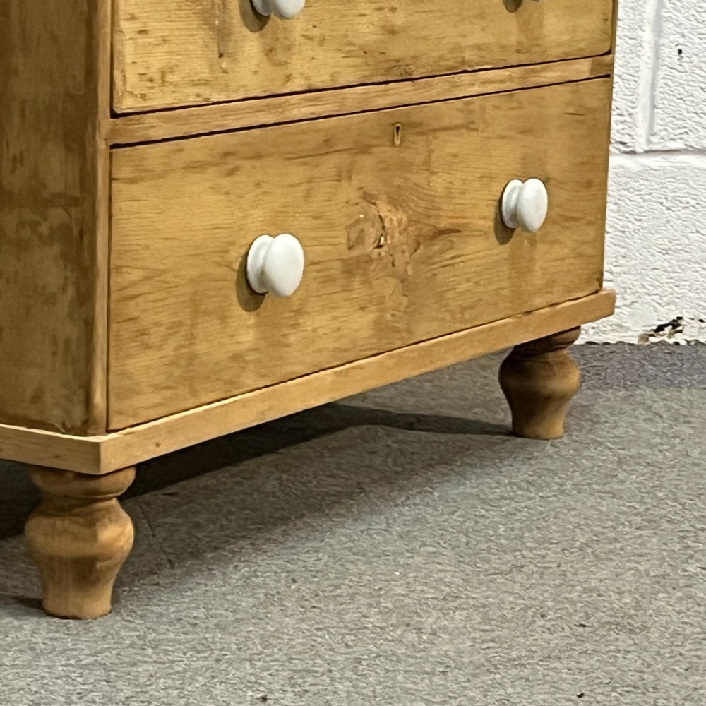 Victorian Pine Chest Of Drawers With White Porcelain Knobs View VI