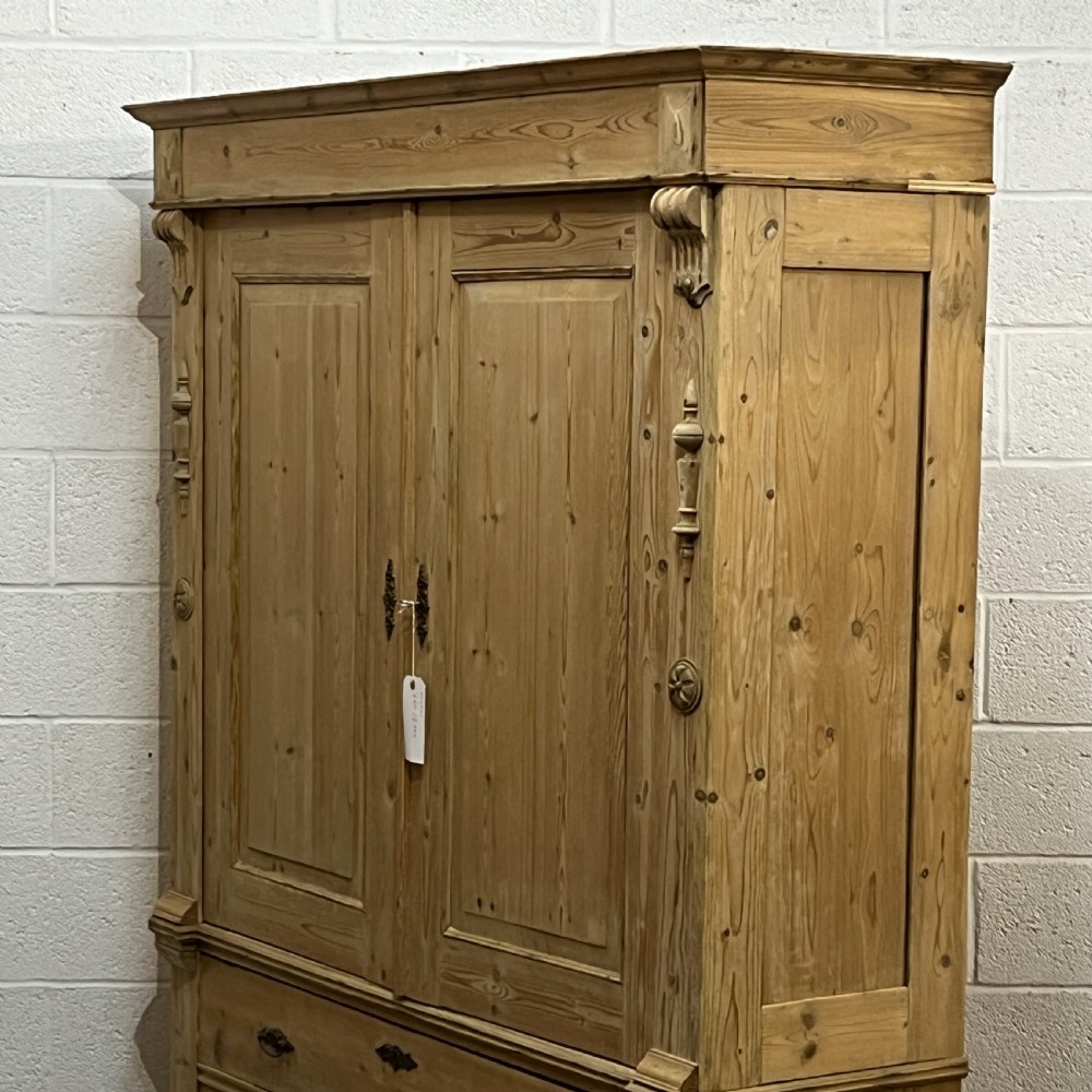 Old Pine Linen Press  View V