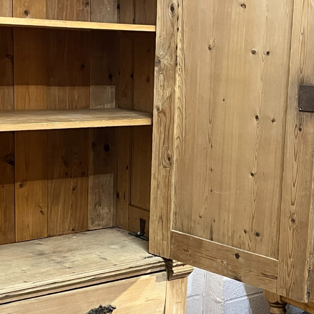 Old Pine Linen Press  View VIII
