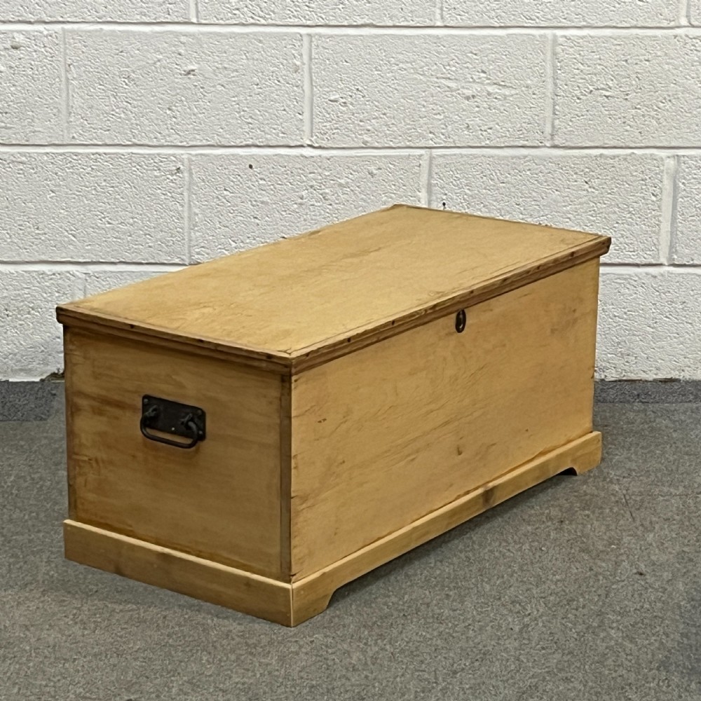 Small Flat Top Victorian Pine Box View V