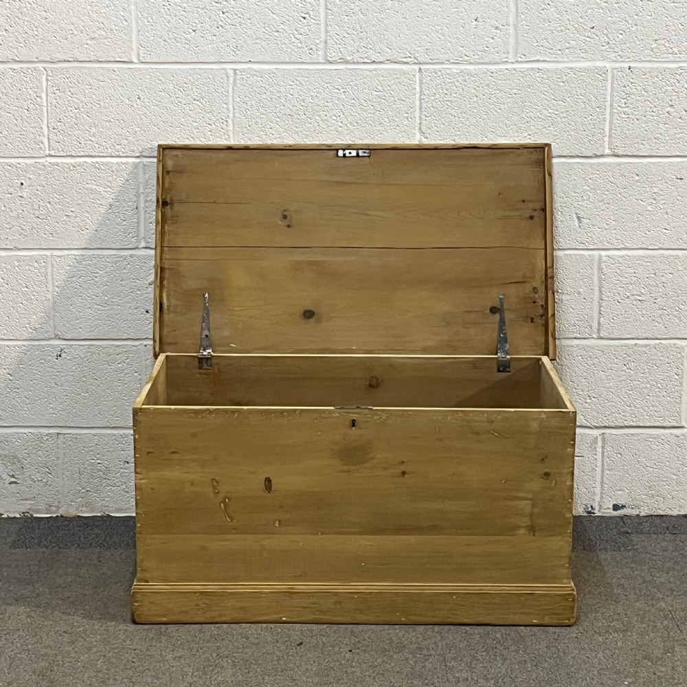 Medium Size Victorian Pine Flat Top Blanket Chest View V
