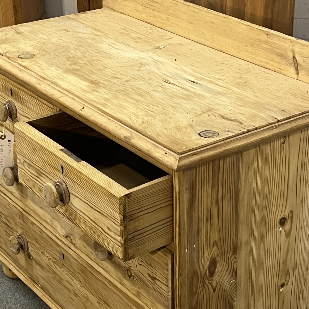 Small English Old Pine Chest Of Drawers View V
