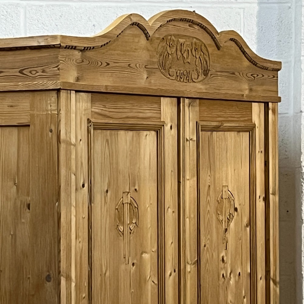 Antique Pine Double Wardrobe (1920’s) (Dismantles) View VI