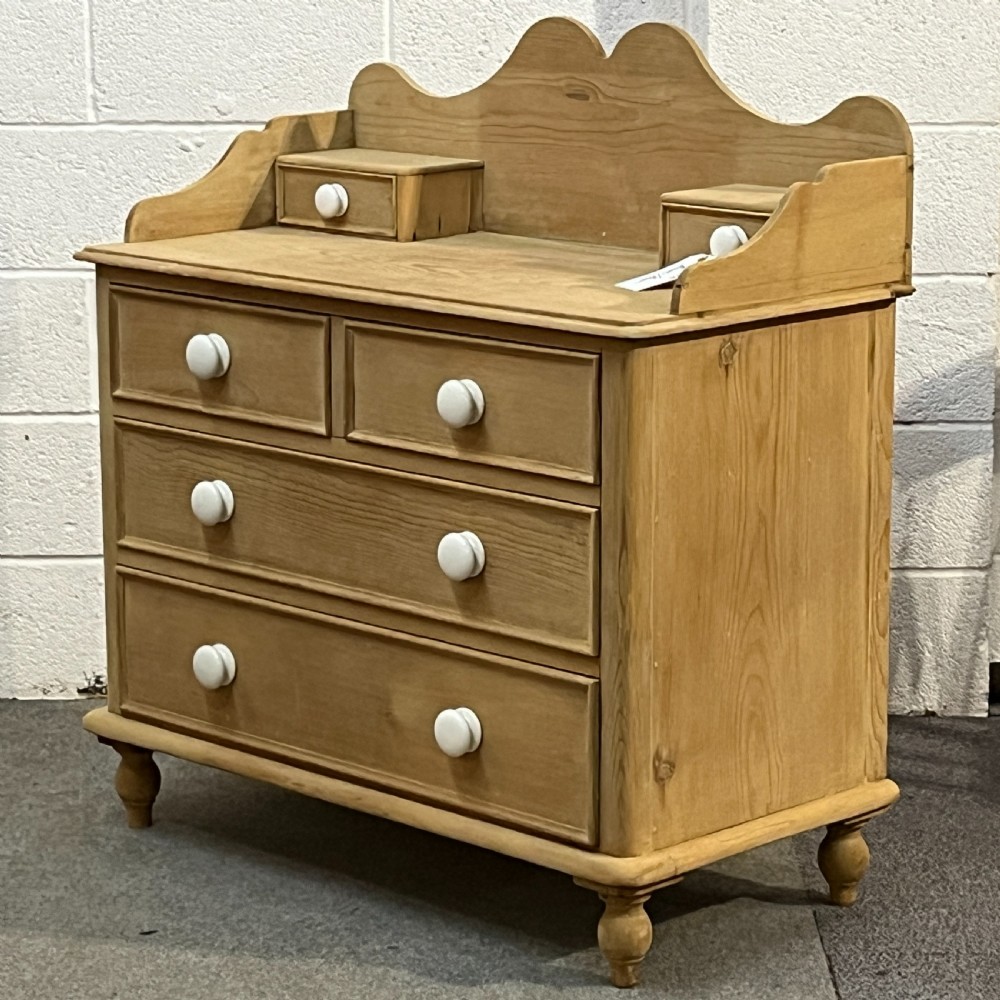 Very Attractive Victorian Pine Chest Of Drawers With Porcelain Knobs View II