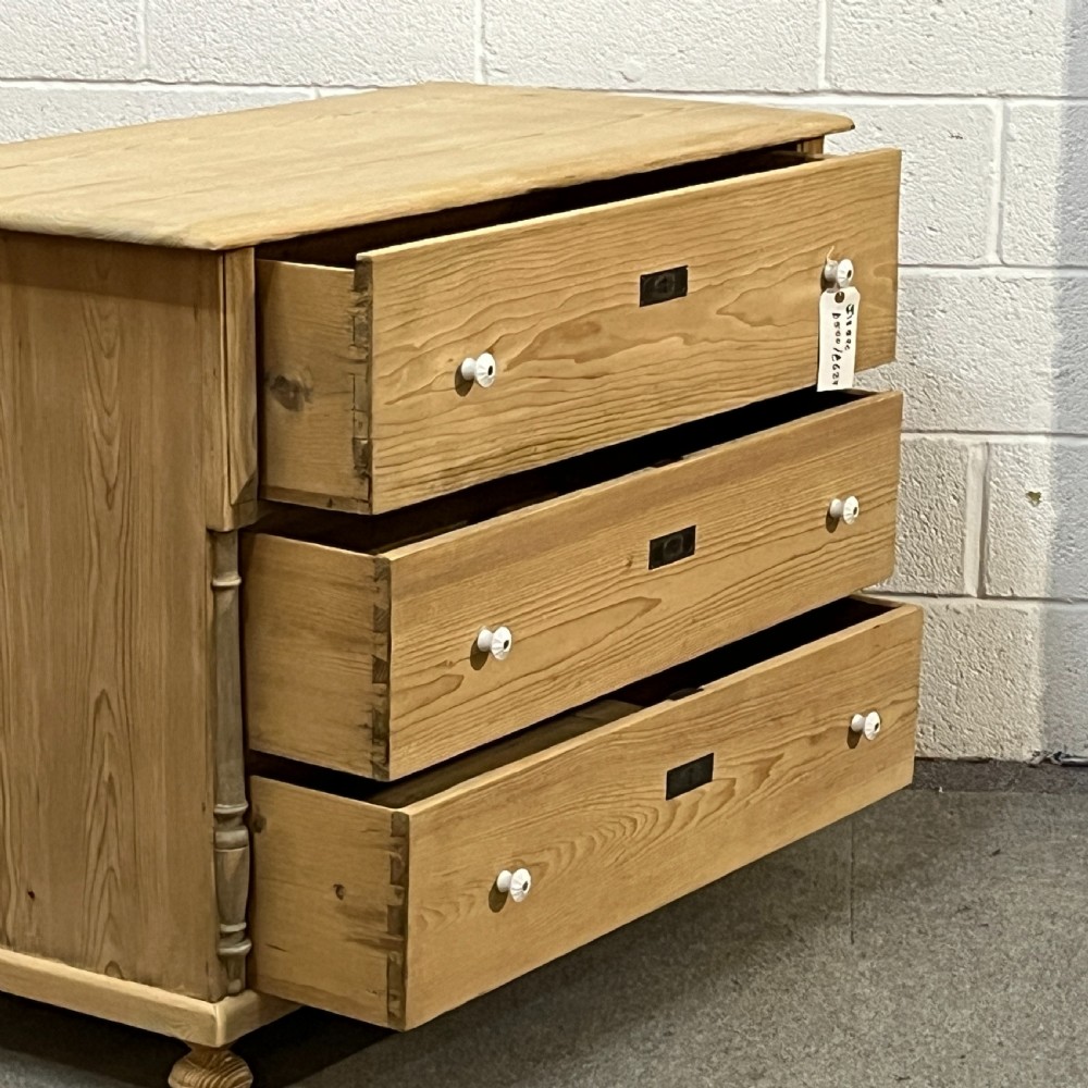 Large 3 Drawer Antique Pine Chest Of Drawers With White Porcelain Knobs View VI