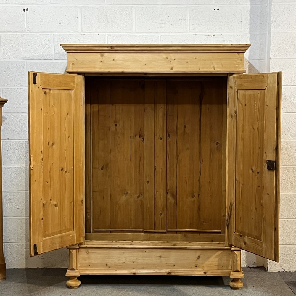 Medium Sized Antique Pine Double Wardrobe (Dismantles) View IX
