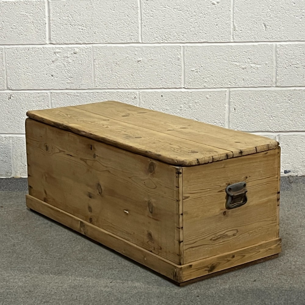 Long Old Rustic Pine Blanket Box View II