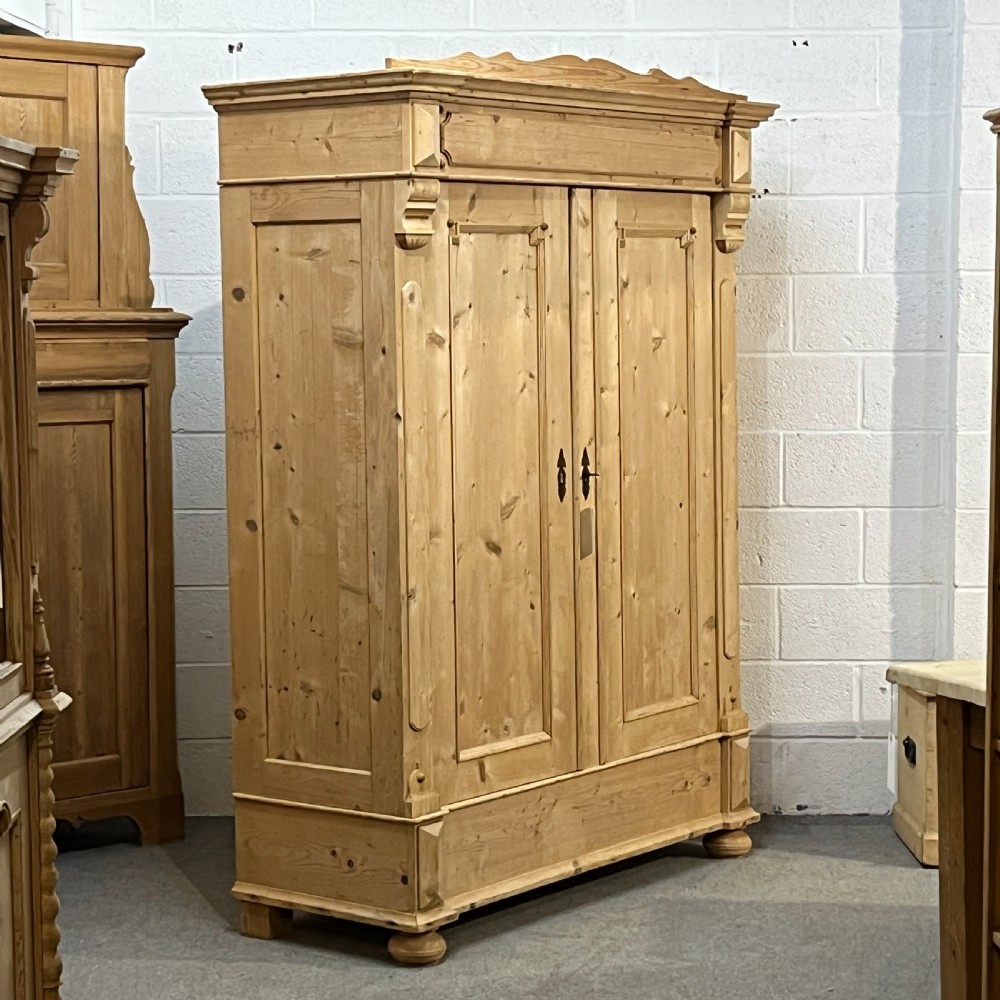 Old Pine Double Wardrobe (Dismantles) View II
