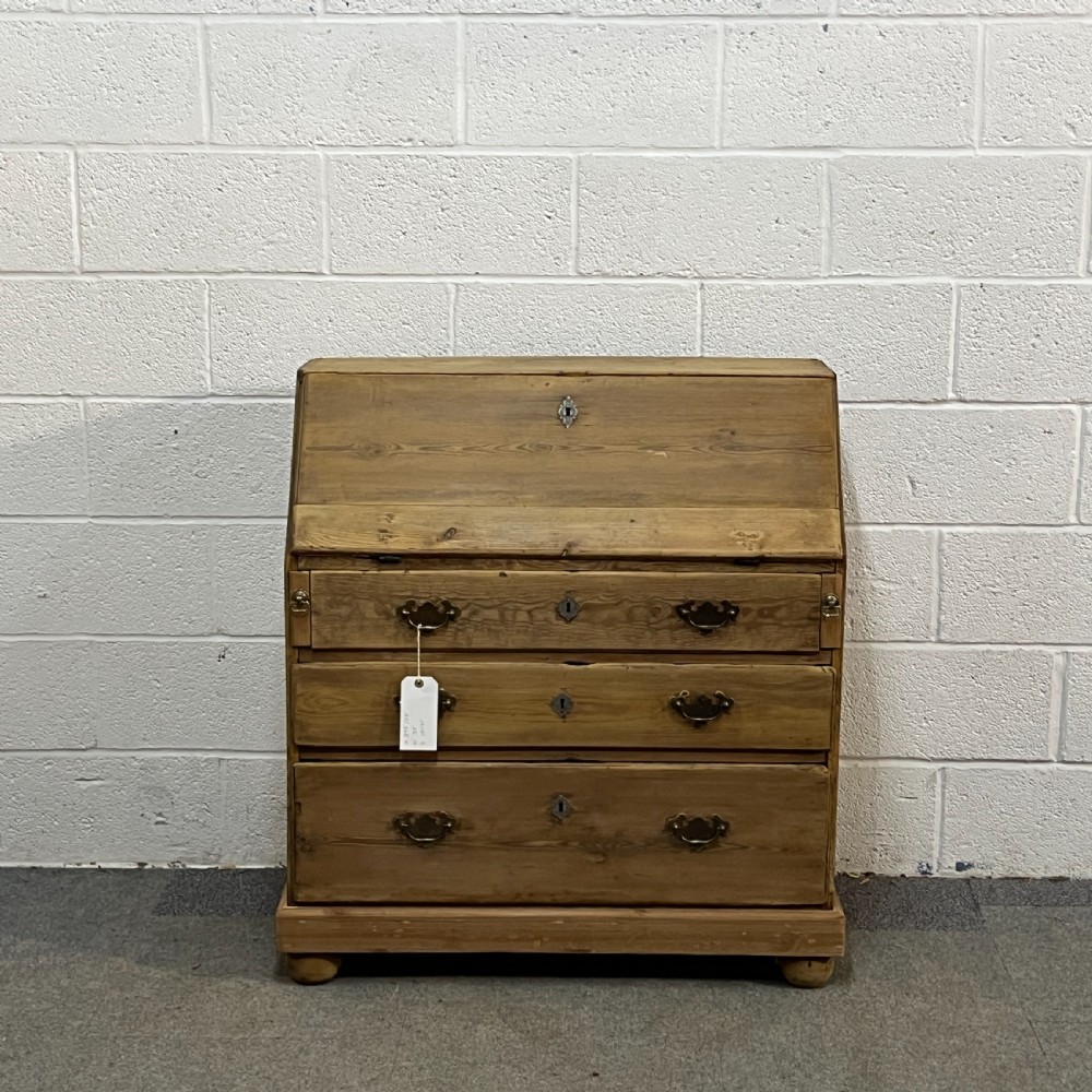 Small English Old Pine Bureau