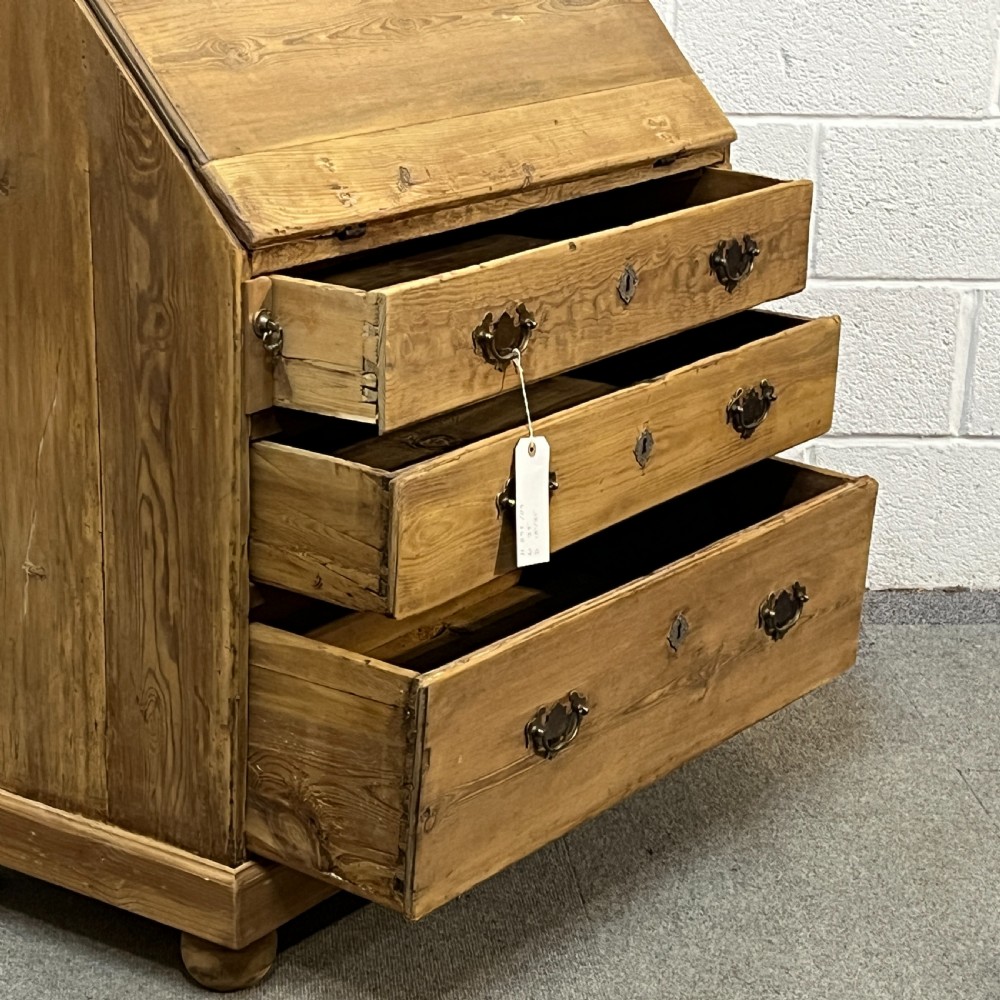 Small English Old Pine Bureau View IV