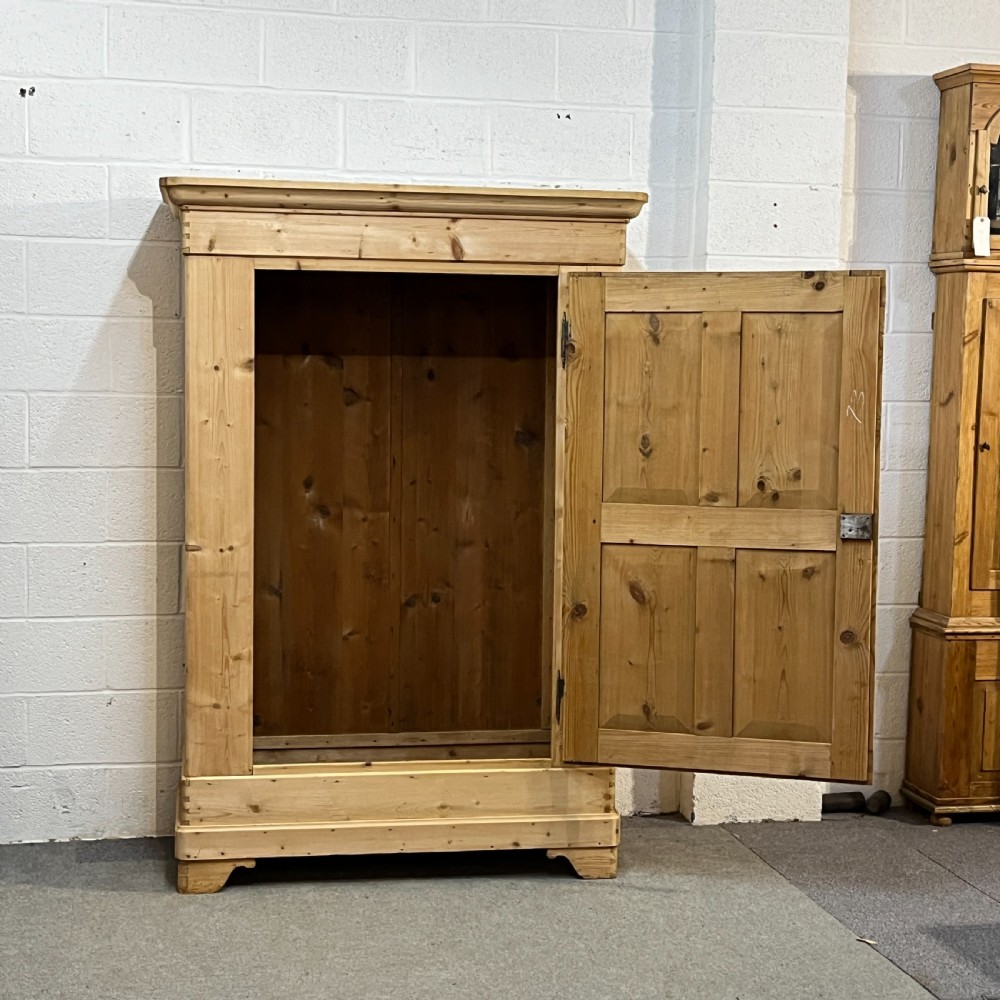 Old Pine Single Door Wardrobe (Dismantles) View VI