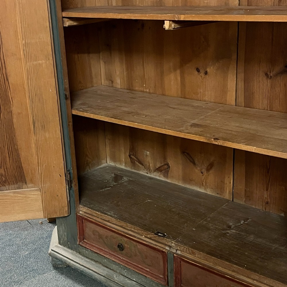 Beautiful Early 1800's Original Painted Pine Armoire View XI