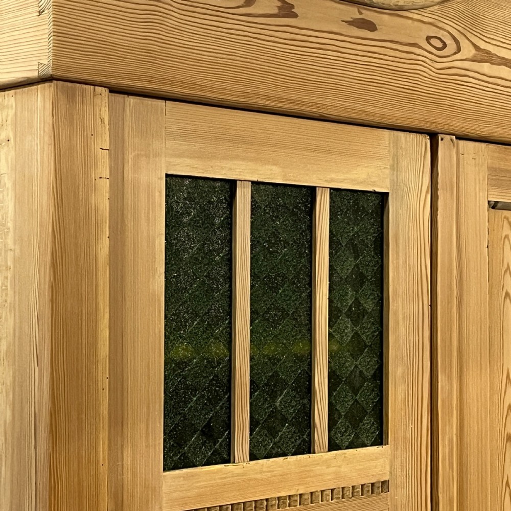 Large German Triple 1930’s Pine Wardrobe (Dismantles) View X