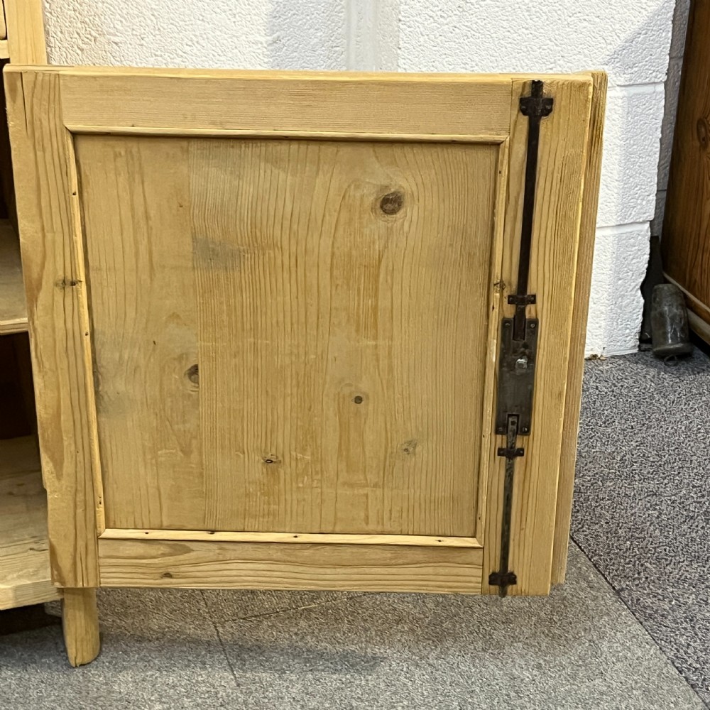 1930’s Czech Partly Glazed Pine Dresser View XIII